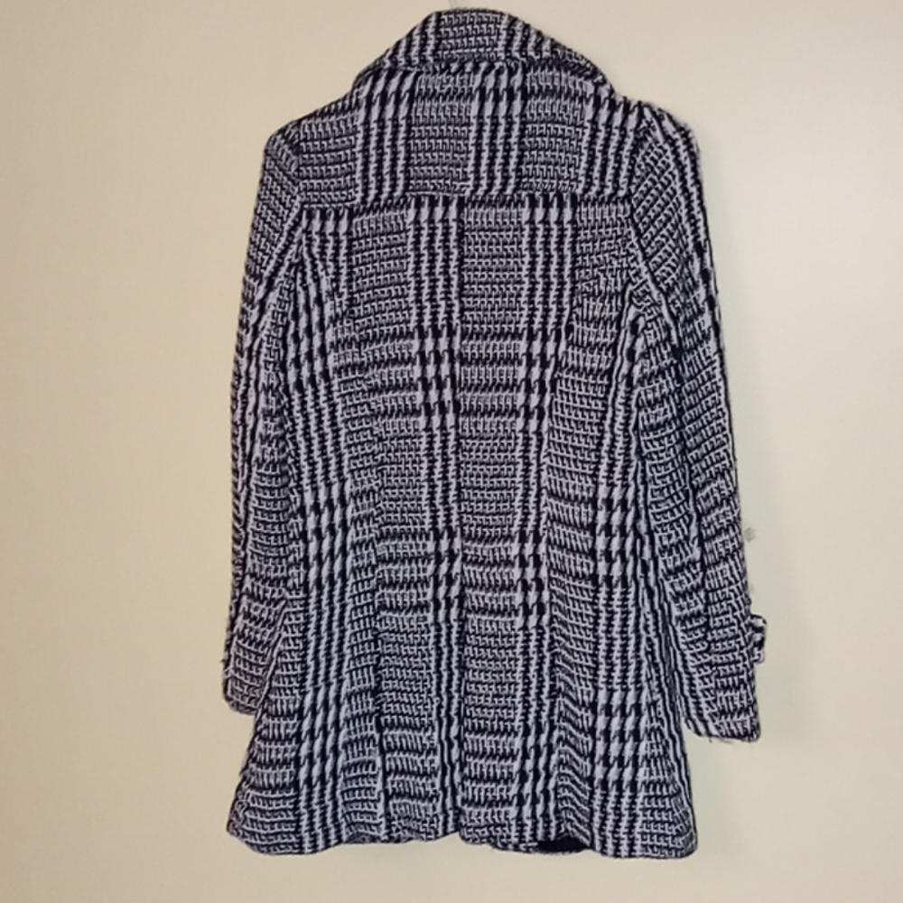 Black and white plaid coat - Picture 2 of 6